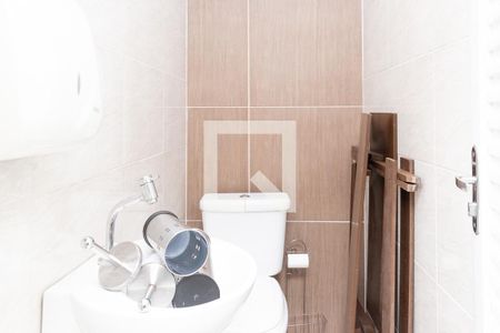 Casa para alugar com 220m², 3 quartos e 6 vagas Casa para alugar com 220m², 3 quartos e 6 vagasLavabo 2