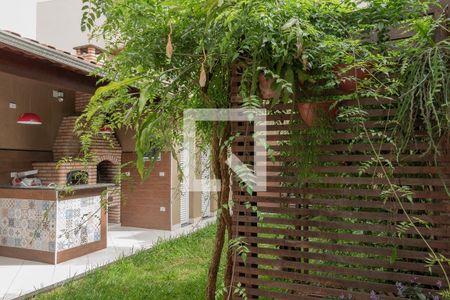 Casa para alugar com 220m², 3 quartos e 6 vagas Casa para alugar com 220m², 3 quartos e 6 vagasQuintal