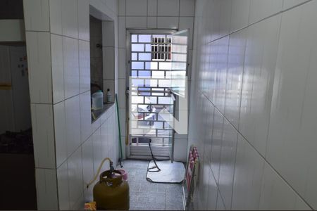 Casa de condomínio à venda com 65m², 2 quartos e 1 vagaÁrea de Serviço