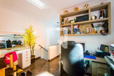 Casa à venda com 256m², 3 quartos e 2 vagas Casa à venda com 256m², 3 quartos e 2 vagasHall superior
