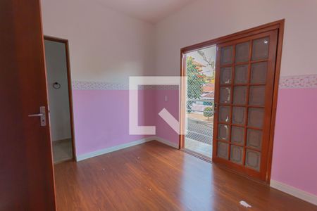 Casa de condomínio à venda com 297m², 4 quartos e 2 vagas Casa de condomínio à venda com 297m², 4 quartos e 2 vagasquarto 1