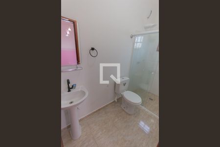 Casa de condomínio à venda com 297m², 4 quartos e 2 vagas Casa de condomínio à venda com 297m², 4 quartos e 2 vagasbanheiro 2