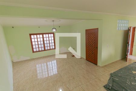 sala de casa de condomínio à venda com 4 quartos, 297m² em Loteamento Caminhos de São Conrado (sousas), Campinas
