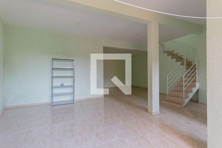 Casa de condomínio à venda com 297m², 4 quartos e 2 vagas Casa de condomínio à venda com 297m², 4 quartos e 2 vagassalão de festas