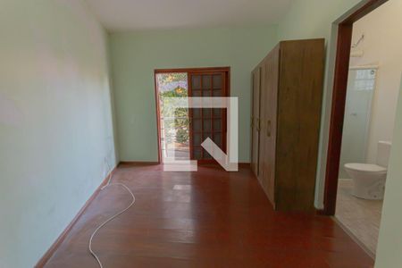 Casa de condomínio à venda com 297m², 4 quartos e 2 vagas Casa de condomínio à venda com 297m², 4 quartos e 2 vagasquarto 2