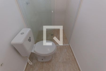 Casa de condomínio à venda com 297m², 4 quartos e 2 vagas Casa de condomínio à venda com 297m², 4 quartos e 2 vagasbanheiro 2