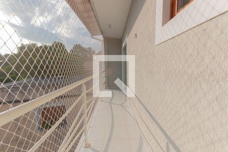 Casa de condomínio à venda com 297m², 4 quartos e 2 vagas Casa de condomínio à venda com 297m², 4 quartos e 2 vagassacada quarto 3