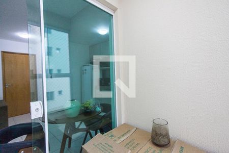 Varanda de apartamento para alugar com 2 quartos, 60m² em Presidente Roosevelt, Uberlândia