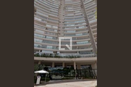 Apartamento para alugar com 68m², 2 quartos e 1 vaga Apartamento para alugar com 68m², 2 quartos e 1 vagaFachada