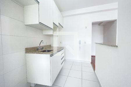 Apartamento para alugar com 68m², 2 quartos e 1 vaga Apartamento para alugar com 68m², 2 quartos e 1 vagaCozinha