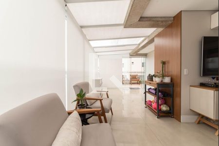 Apartamento para alugar com 143m², 3 quartos e 3 vagas Apartamento para alugar com 143m², 3 quartos e 3 vagasVaranda
