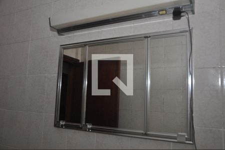 Casa à venda com 280m², 4 quartos e 6 vagasBanheiro