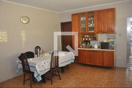 Casa à venda com 280m², 4 quartos e 6 vagasCozinha