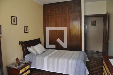 Casa à venda com 280m², 4 quartos e 6 vagasQuarto 2 