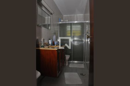 Casa à venda com 280m², 4 quartos e 6 vagasBanheiro