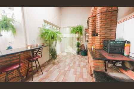 Casa à venda com 350m², 4 quartos e 3 vagas Casa à venda com 350m², 4 quartos e 3 vagasEspaço Gourmet