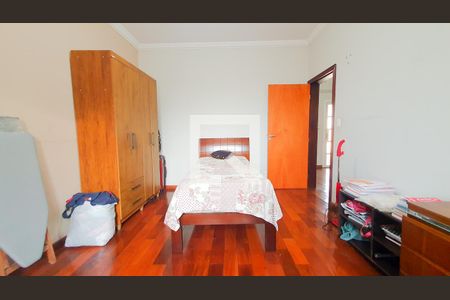 Casa à venda com 350m², 4 quartos e 3 vagas Casa à venda com 350m², 4 quartos e 3 vagasQuarto 03