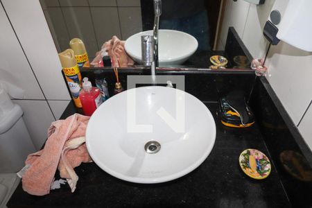 Casa à venda com 350m², 4 quartos e 8 vagas Casa à venda com 350m², 4 quartos e 8 vagasLavabo