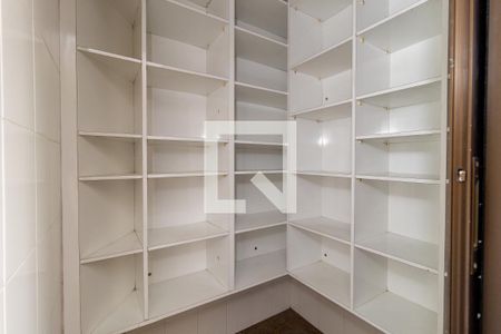 Apartamento à venda com 354m², 2 quartos e 4 vagas Apartamento à venda com 354m², 2 quartos e 4 vagasDetalhe - Cozinha