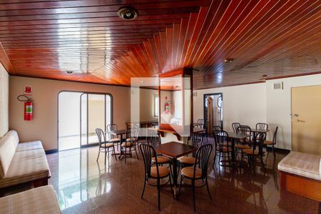 Apartamento à venda com 354m², 2 quartos e 4 vagas Apartamento à venda com 354m², 2 quartos e 4 vagasSalão de Festas