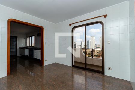 Apartamento à venda com 354m², 2 quartos e 4 vagas Apartamento à venda com 354m², 2 quartos e 4 vagasCozinha - Sala de Almoço