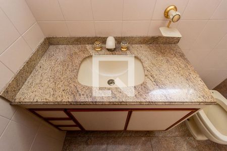 Apartamento à venda com 354m², 2 quartos e 4 vagas Apartamento à venda com 354m², 2 quartos e 4 vagasDetalhe Banheiro - Suíte 2