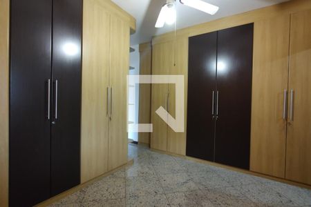 Apartamento à venda com 124m², 3 quartos e 2 vagas Apartamento à venda com 124m², 3 quartos e 2 vagasQuarto 2 - Suíte