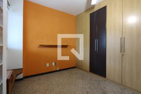 Apartamento à venda com 124m², 3 quartos e 2 vagas Apartamento à venda com 124m², 3 quartos e 2 vagasQuarto 2 - Suíte
