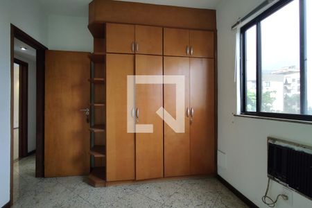 Apartamento à venda com 124m², 3 quartos e 2 vagas Apartamento à venda com 124m², 3 quartos e 2 vagasQuarto 3 - Armários