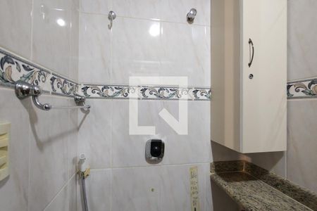 Apartamento à venda com 124m², 3 quartos e 2 vagas Apartamento à venda com 124m², 3 quartos e 2 vagasBanheiro da Suíte