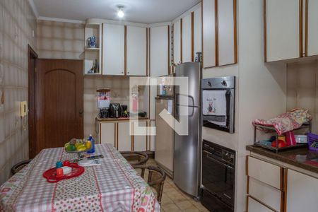 Casa à venda com 300m², 4 quartos e 5 vagasCozinha