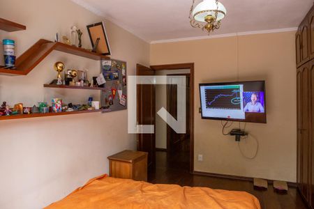 Casa à venda com 300m², 4 quartos e 5 vagasQuarto 2