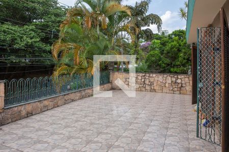 Casa à venda com 300m², 4 quartos e 5 vagasSacada