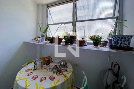 Apartamento à venda com 137m², 2 quartos e 3 vagasÁrea de Serviço