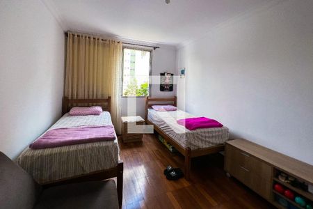 Apartamento à venda com 137m², 2 quartos e 3 vagasQuarto
