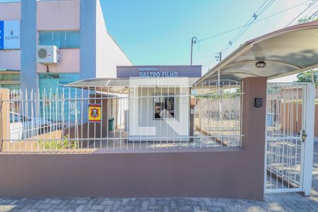 Apartamento à venda com 52m², 2 quartos e 1 vaga Apartamento à venda com 52m², 2 quartos e 1 vagaFachada