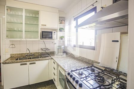 Apartamento para alugar com 168m², 4 quartos e 4 vagasCozinha