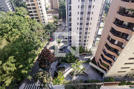 Apartamento para alugar com 168m², 4 quartos e 4 vagasVista da Suíte 3