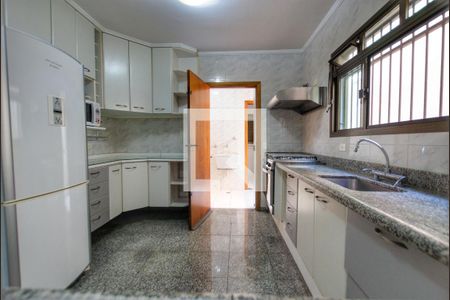 Casa à venda com 150m², 4 quartos e 2 vagas