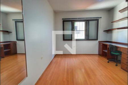Casa à venda com 150m², 4 quartos e 2 vagas