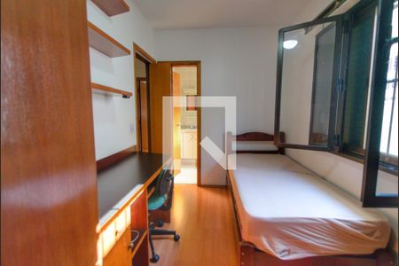 Casa à venda com 150m², 4 quartos e 2 vagas