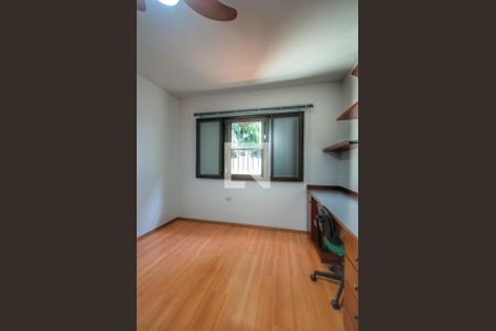 Casa à venda com 150m², 4 quartos e 2 vagas