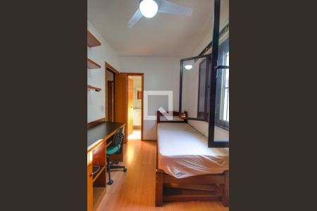 Casa à venda com 150m², 4 quartos e 2 vagas