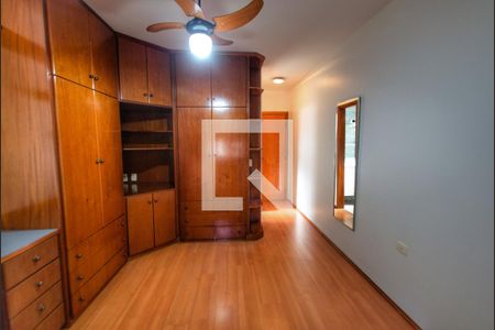 Casa à venda com 150m², 4 quartos e 2 vagas