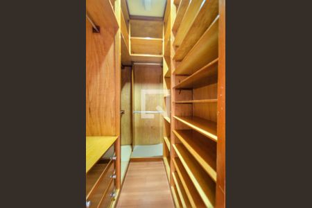 Casa à venda com 150m², 4 quartos e 2 vagas