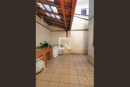 Casa à venda com 150m², 4 quartos e 2 vagas