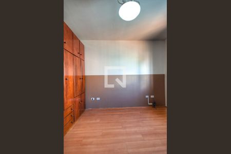 Casa à venda com 150m², 4 quartos e 2 vagas