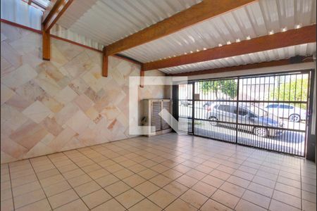 Casa à venda com 150m², 4 quartos e 2 vagas