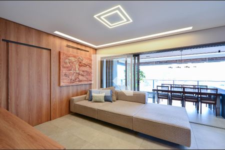 Sala de apartamento à venda com 3 quartos, 131m² em Mirandópolis, São Paulo