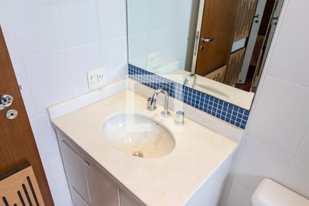 Apartamento à venda com 145m², 3 quartos e 2 vagas Apartamento à venda com 145m², 3 quartos e 2 vagasBanheiro da Suíte 2